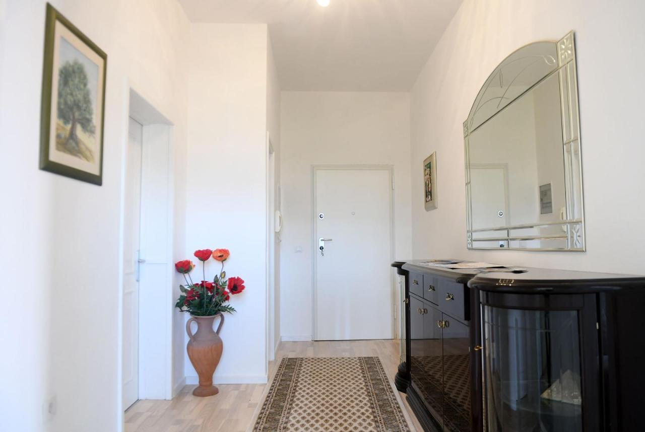 Divia Apartment Rijeka Eksteriør bilde